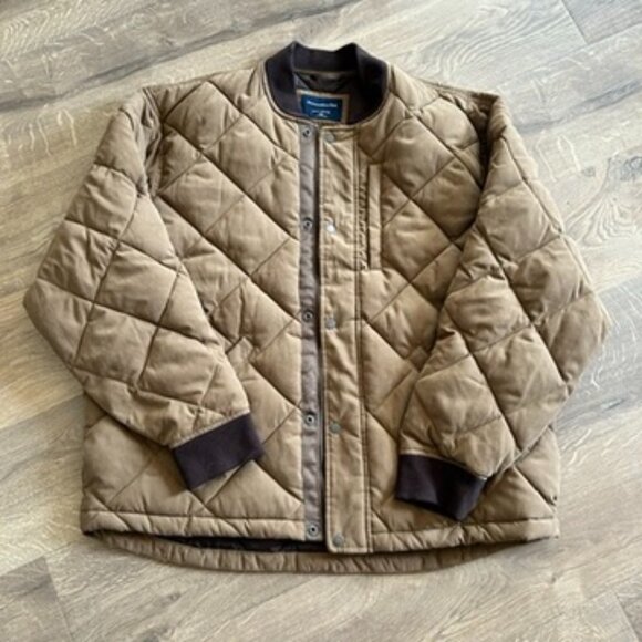Abercrombie & Fitch Other - NWT Abercrombie quilted jacket